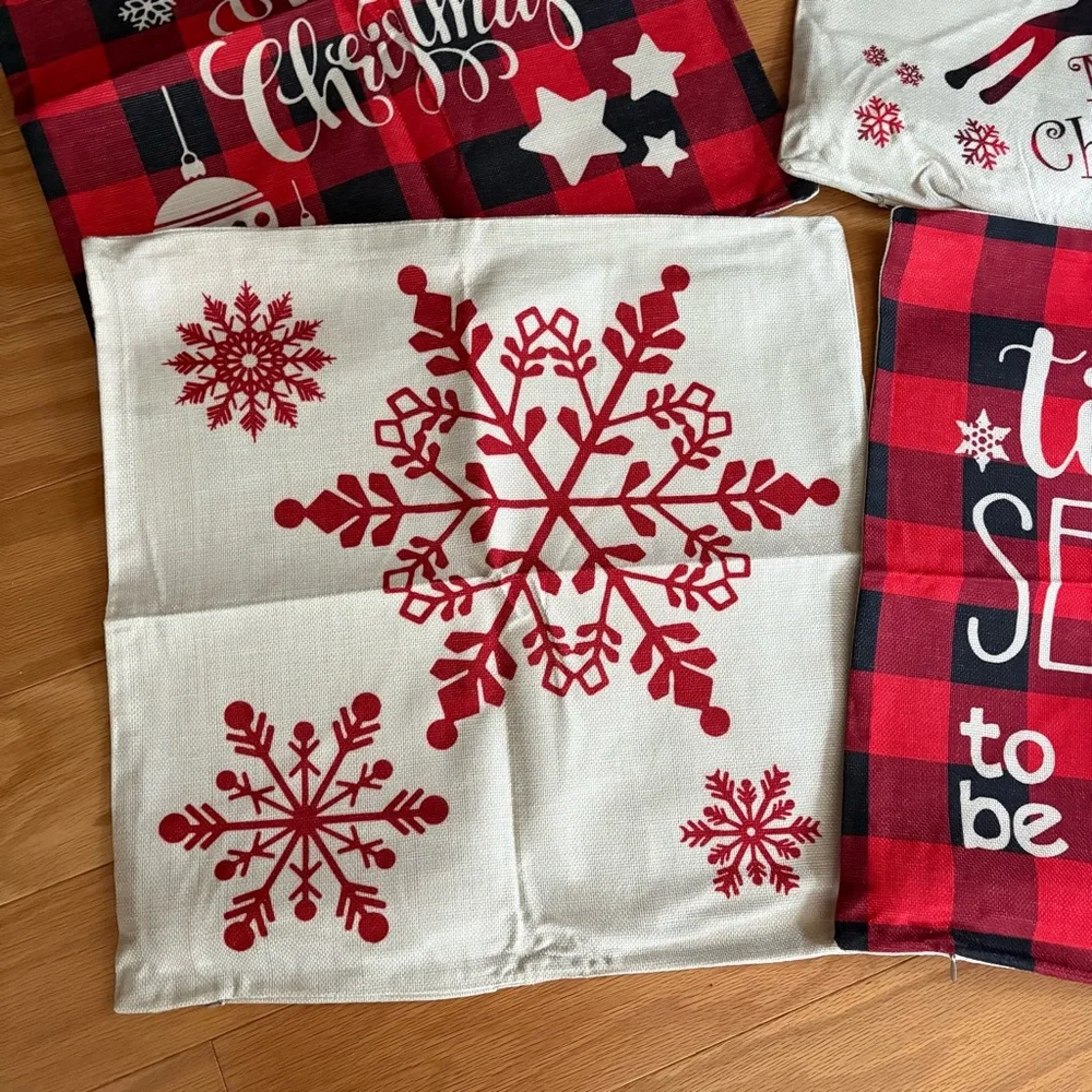 NWT Christmas Holiday Zippered Pillow Covers (4)